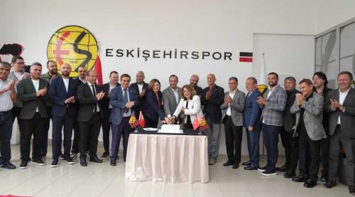 Başkan Ünlüce’den Eskişehirspor’a 61'inci yıl ziyareti