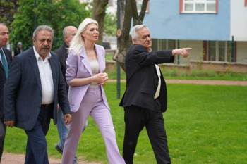 Başkan V. Subaşı, Bahçelievler Mahallesi Sakinlerini İle Bir Araya Geldi
