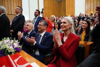 Başkan V. Subaşı, Chp Grup Toplantısına Katıldı
