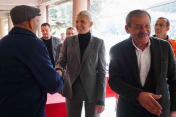 Başkan V. Subaşı İstasyon Mahallesi Esnaf Ve Vatandaşlarını Dinledi
