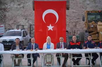 Başkan Vekili Subaşı Sahada Çalışanlarıyla Bir Araya Geldi
