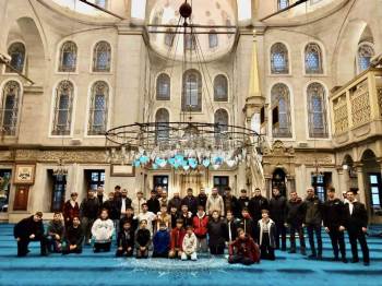 Başkan Yaman, Gençlerle Birlikte İstanbul’Da
