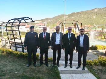 Başkan Yaman Misafirlerini Kabul Etti
