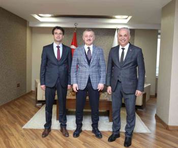 Başkan Yaman Ve Tuna’Dan Kocaeli Büyükşehir Belediye Başkanı Büyükakın’A Ziyaret
