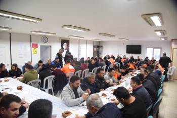 Başkan Yardımcısı Dumansızoğlu Atölye Çalışanlarıyla Bir Araya Geldi
