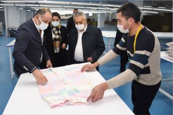 Başkan Zeybek: “Afyonkarahisar’A Yatırım Yapmak İsteyen Herkesin Yanındayız”
