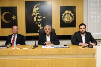 Başkan Zeybek: “Meclis Üyelerimizler Çok Uyumlu Bir Çalışma Gerçekleştirdik”
