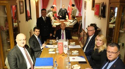 Başkanlar dünyanın merkezinde buluştu