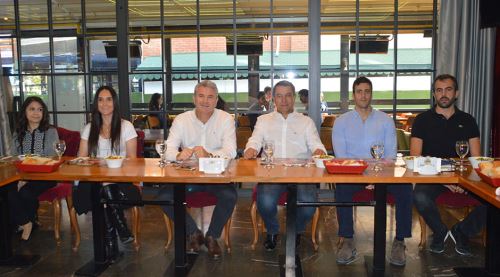 Basketbolu daha fazla izlenir hale getirmeliyiz