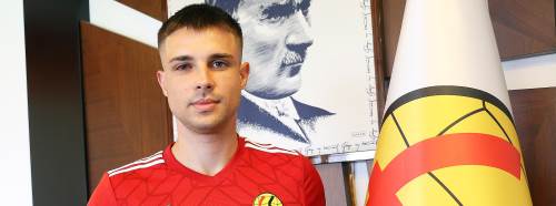 Batuhan forma giymedi