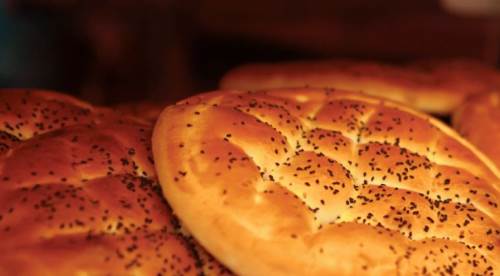 Bayat Pideleri Çöpe Atmayın! Bayat Pideyi Nasıl Değerlendirebiliriz?