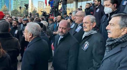 Baykal'ı son yolculuğuna uğurladılar 