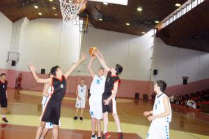 Minik devler kapışıyor