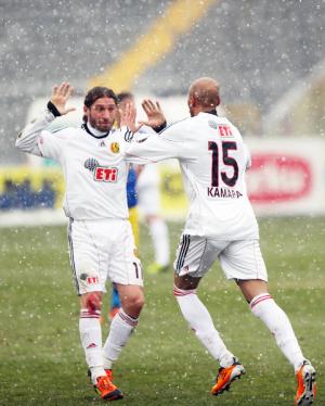 Başkent'de karla karışık gol yağmuru; 2-5