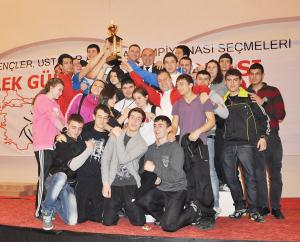 Bilekçiler Antalya'yı kasıp kavurdu