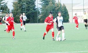 Zirveyi paylaşıyorlar