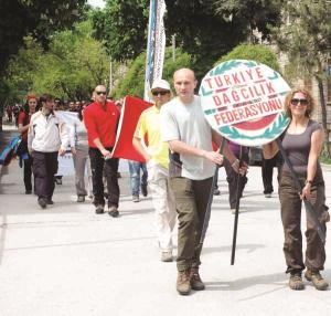 Dağcılar kampa girdi