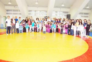 Anneler gününü unutmadılar