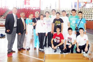 Eskrimciler gururumuz oldu