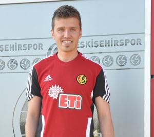 Sinan 2 yıl uzattı