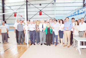 Alpu'da spor salonu açıldı