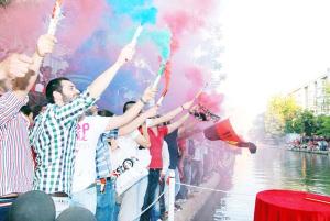 Kırmızı Şimşekler 47 yaşında