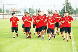 Şimşekler topbaşı yaptı