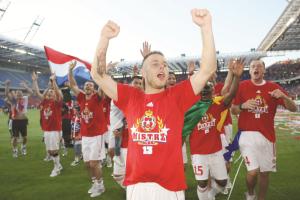 Es Es yıldızını buld