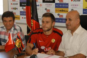 Hesaplı genç yıldız Malecki 