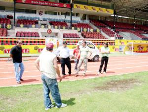 Es Es'te kritik gün 