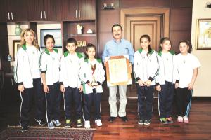 Başarılı taekwondocular Başkan Ataç ı ziyaret etti