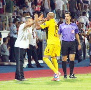 KAMARA'lara poz verdi