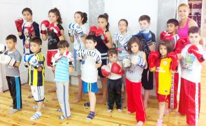 Kick Boks'u seviyorlar