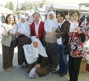 CHP'de referandumlar sürüyor