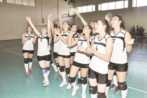 Çamlıca'da voleybol şöleni sürüyor