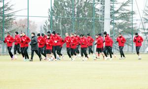 Es Es kupaya sıkı hazırlanıyor