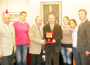 Cumhuriyet'ten Büyükerşen'e ziyaret