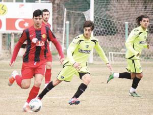 Es Es, Denizli'ye patladı 4-0