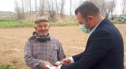 Bayram ikramiyesini tarlasında aldı
