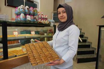 Bayram Öncesi Tatlı Üreticisinden Kritik Uyarı
