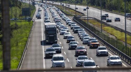Bayram tatili bitti, dönüş çilesi başladı: Trafik durma noktasına geliyor!