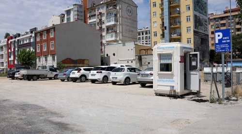 BAYRAMDA VATANDAŞA PARK KOLAYLIĞI