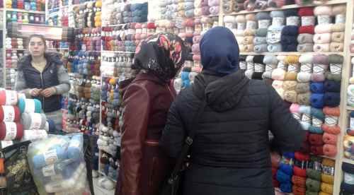 Bebeklere altın yerine yün hediye