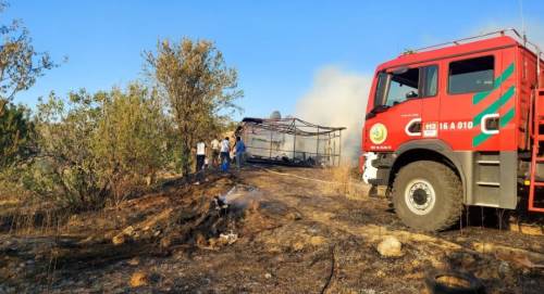 Bekdemir Köyünde orman yangını paniği