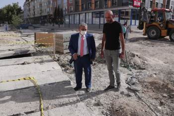 Bekir Avlupınar Caddesi’Nde Sona Doğru
