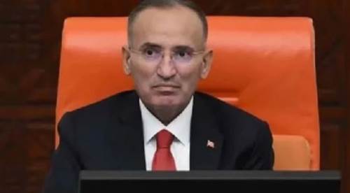 Bekir Bozdağ neden istifa etti? Hastalığı ne, sağlık durumu nasıl?