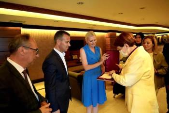 Belediye Başkan Vekili Subaşı, İyi Parti Genel Başkanı Akşener’Le Bir Araya Geldi
