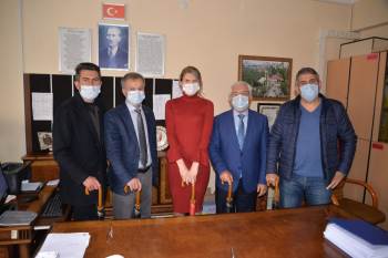 Belediye Başkan Yardımcısı Melek Subaşı Öğretmenleri Ziyaret Etti
