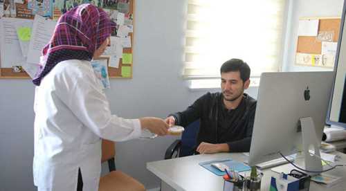 Belediye çalışanlarına aşure ikramı