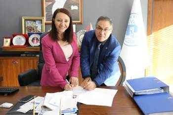 Belediye İle Ptt Arasında Kargo Sözleşmesi İmzalandı
